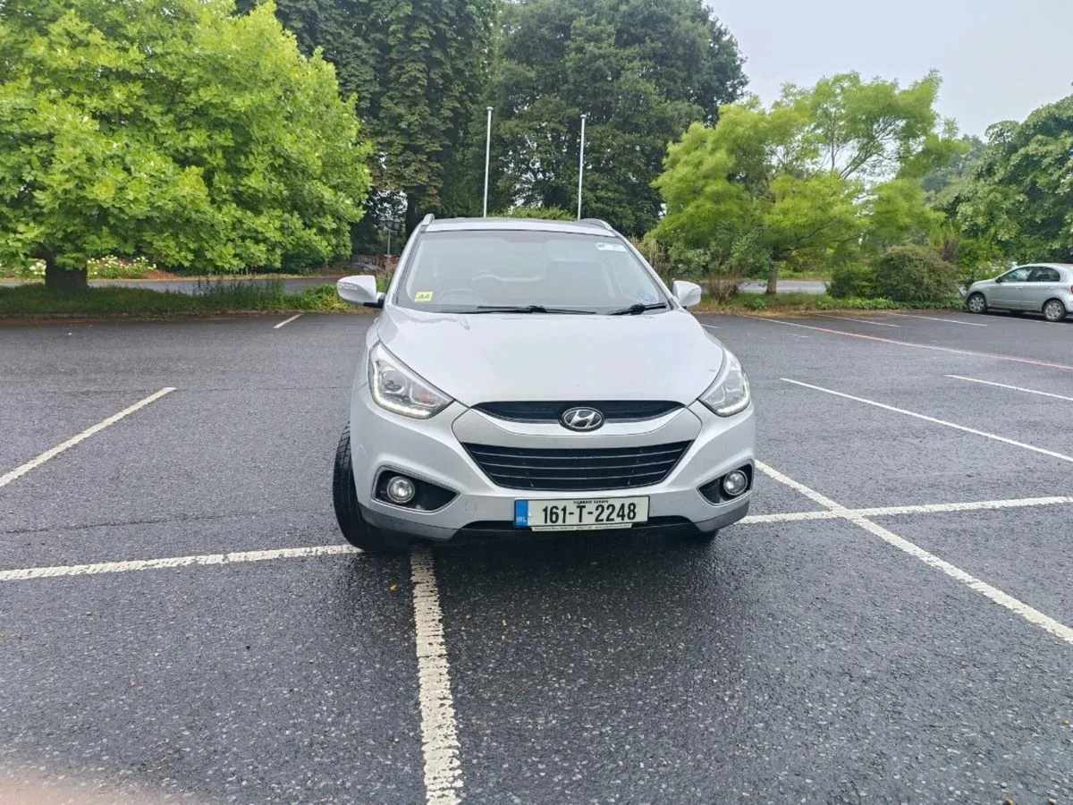 Hyundai ix35 - Image 2
