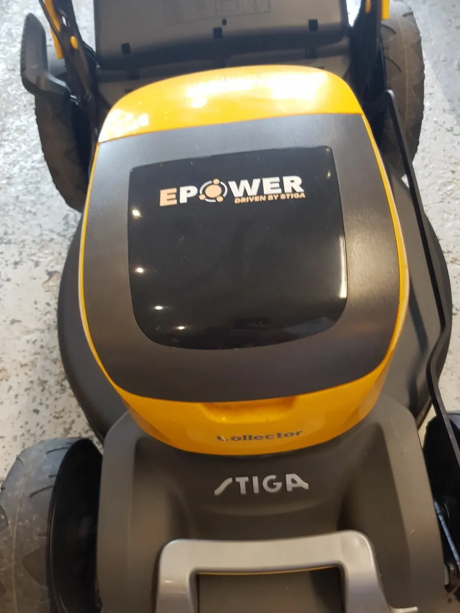 STIGA COLLECTOR 548 E KIT LAWNMOWER FOR SALE - Image 2