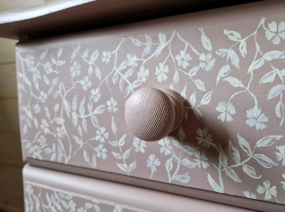 Hand-painted blush floral locker - Image 1