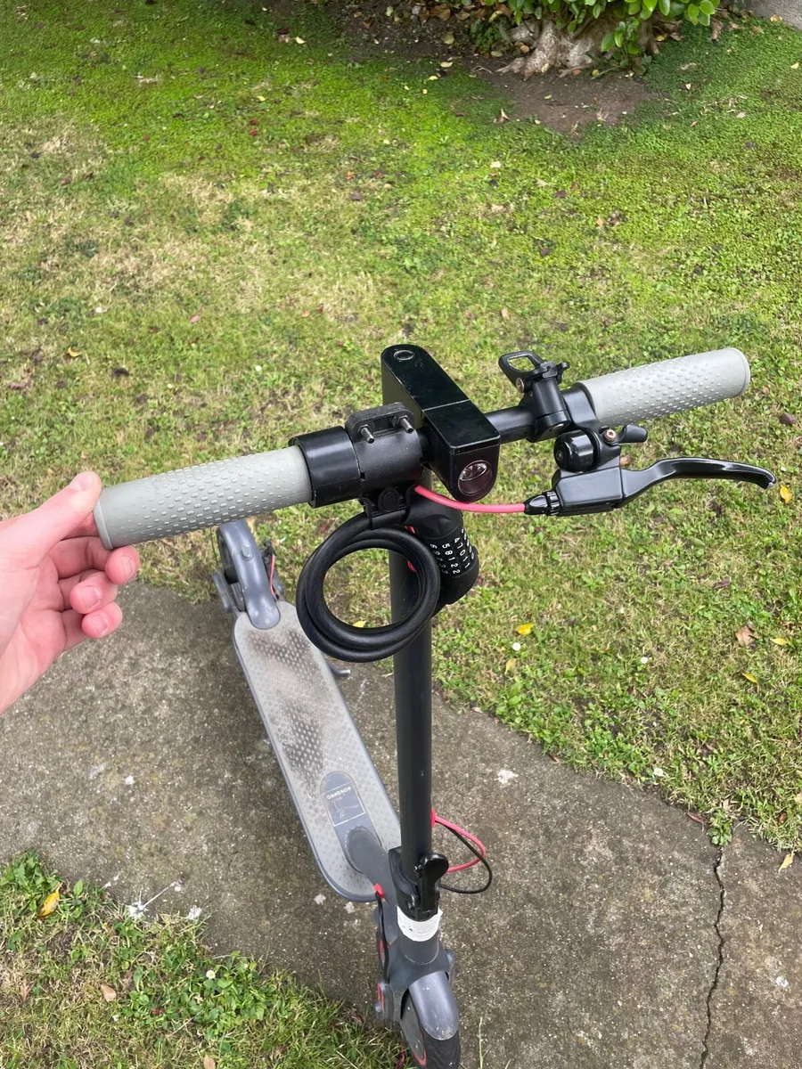 AOVO PRO Scooter - Image 3