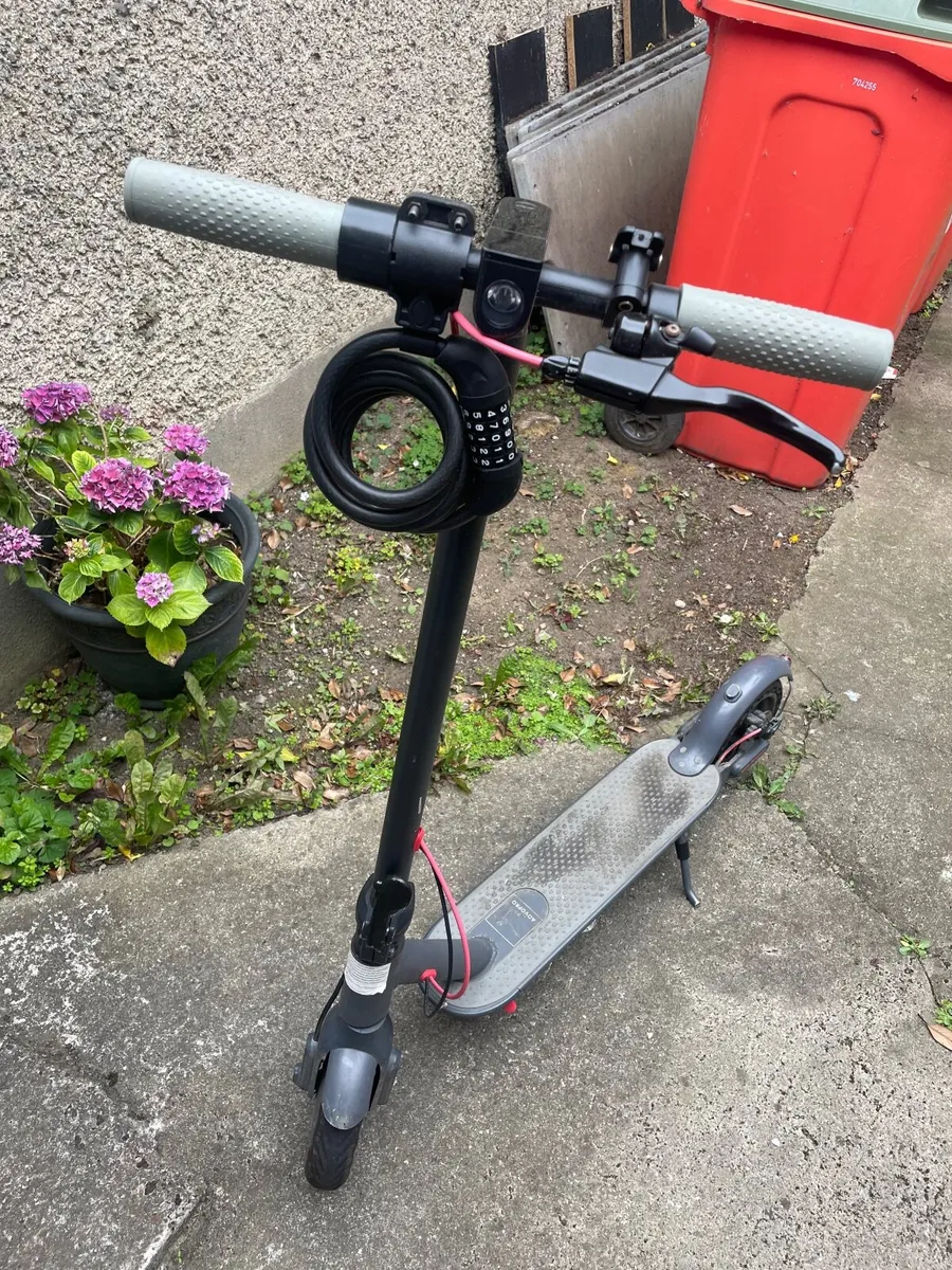 AOVO PRO Scooter - Image 4