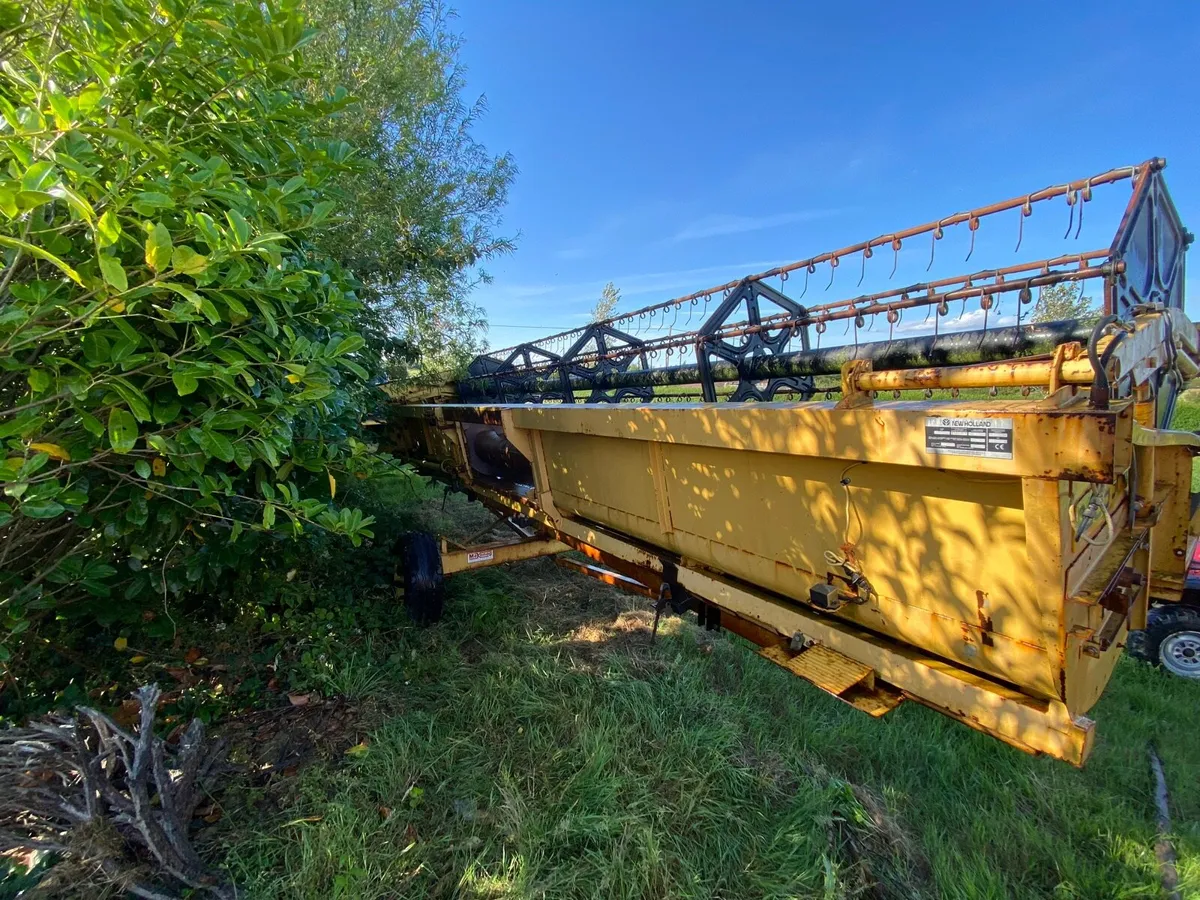 New Holland TX68 24ft grain head - Image 3