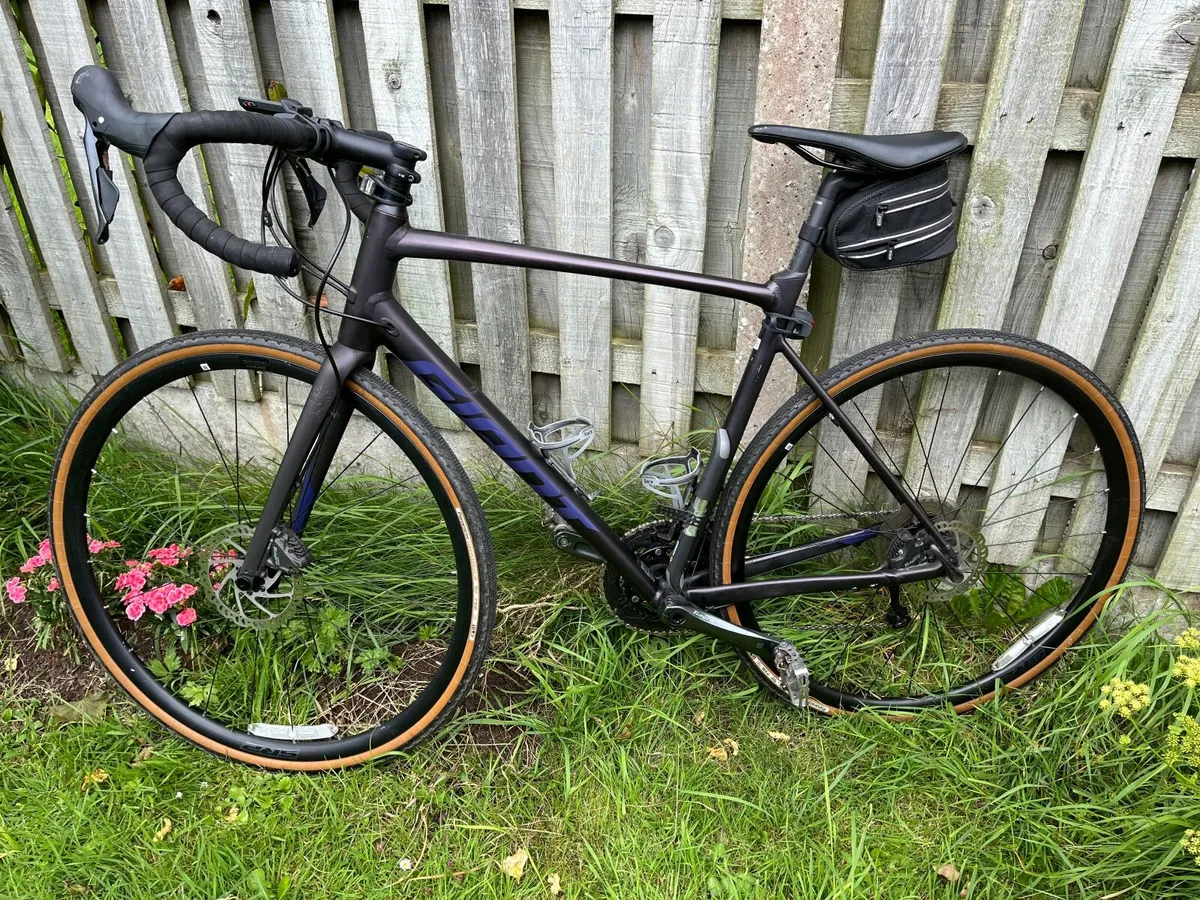 Giant Contend SL 2 Road/Gravel Bike - Image 4