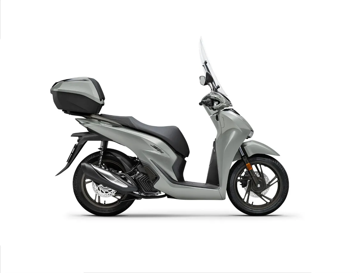 HONDA SH125 **SPECIAL OFFER** - Image 4