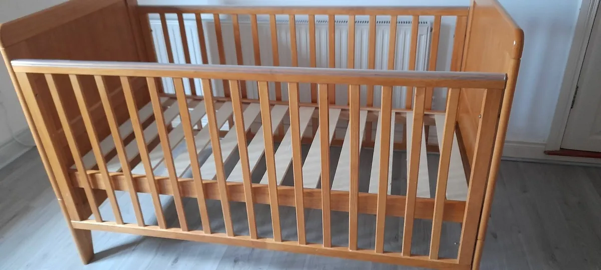 Babylo cot bed - Image 2