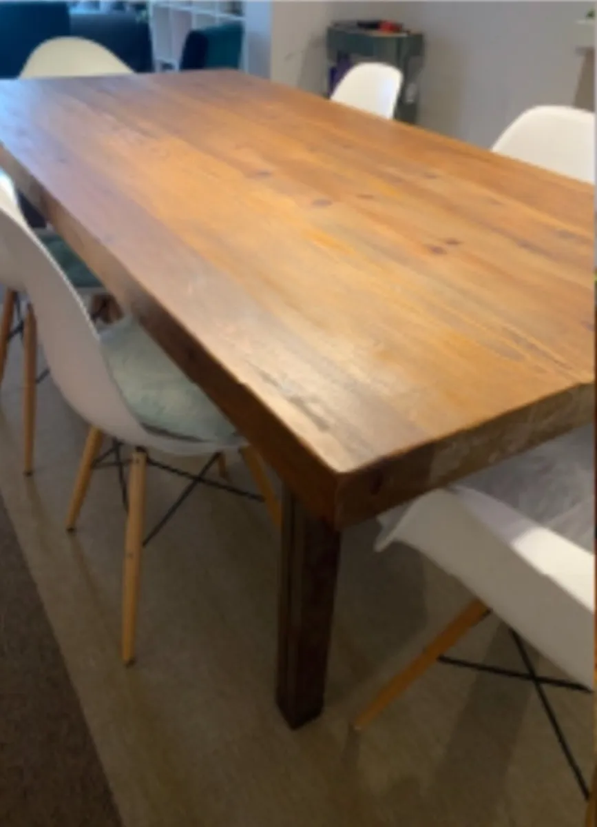 Dinner table - Image 3