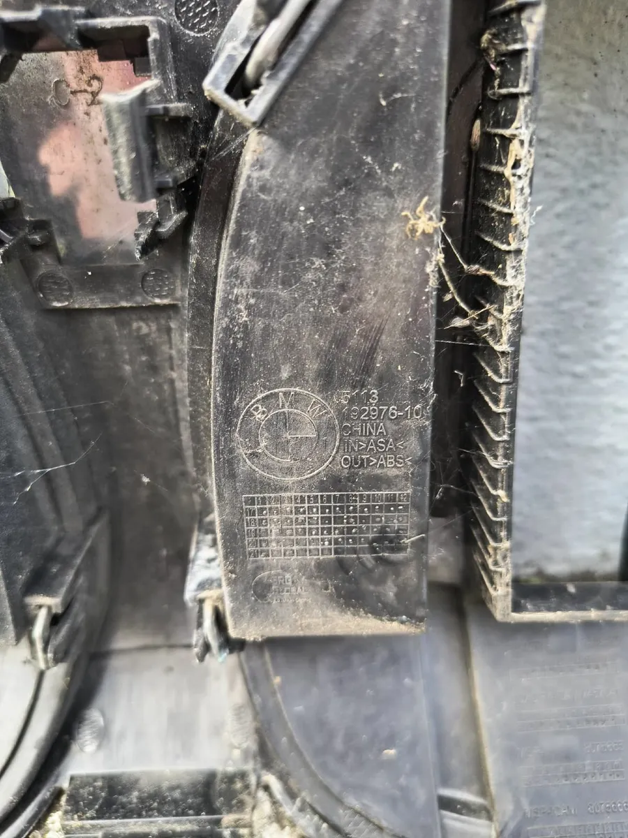 BMW 3 Series Front Grill - Image 3