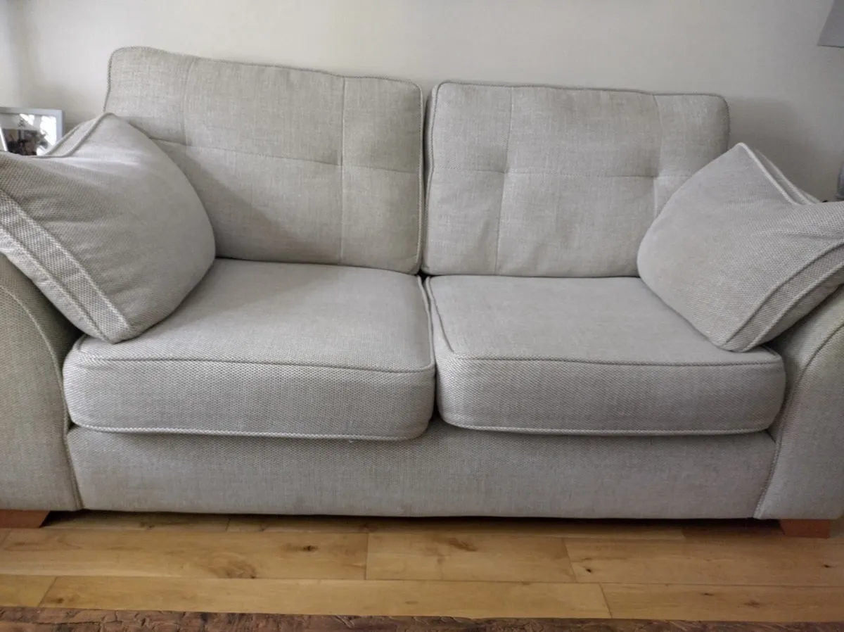 Suite of furniture - Image 3