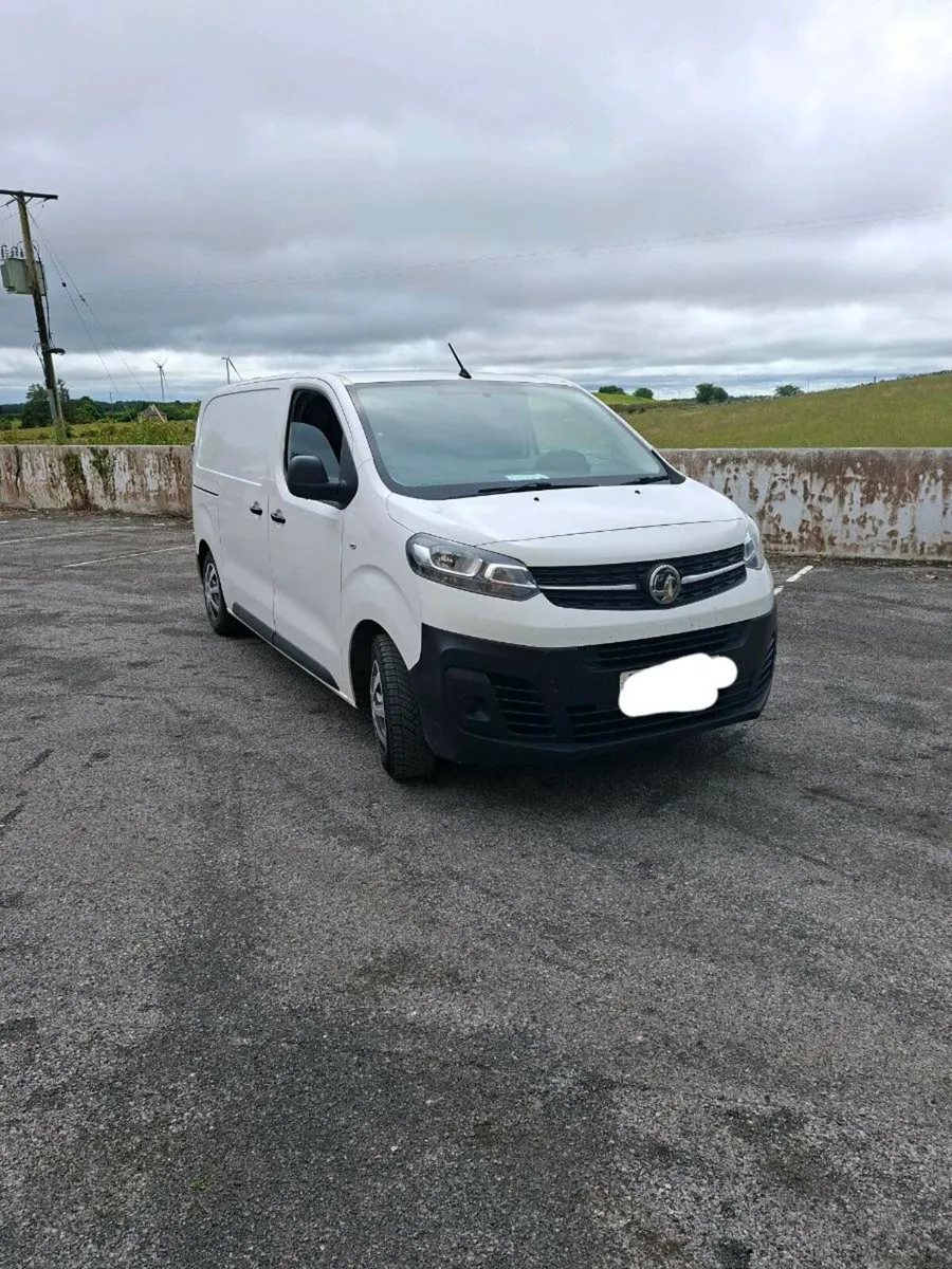 Vauxhall vivaro 2020 1.5 - Image 1