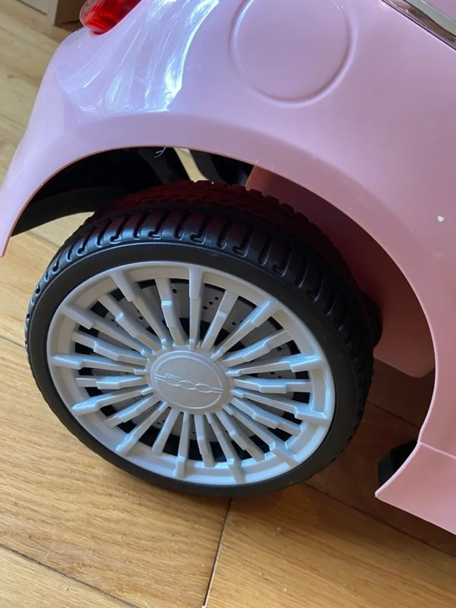 Electric ride on car - Image 4