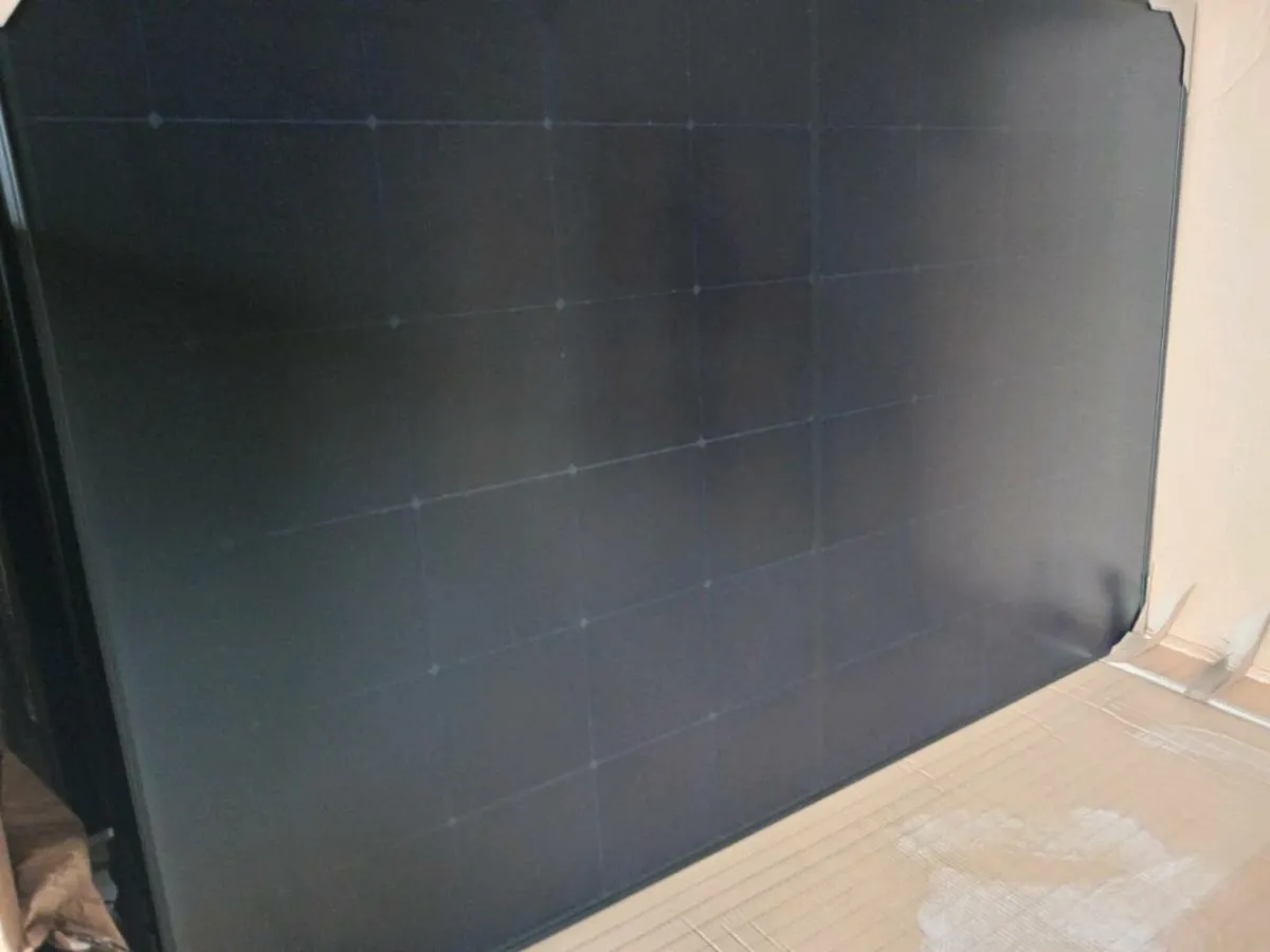 Longi all black bifacial 430w solar panels - Image 2