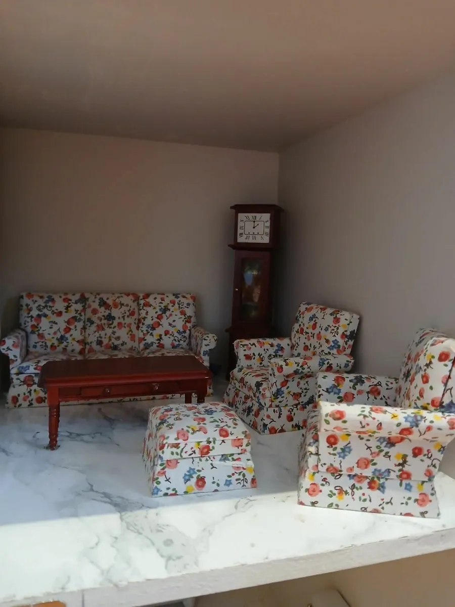 Dollshouse - Image 3