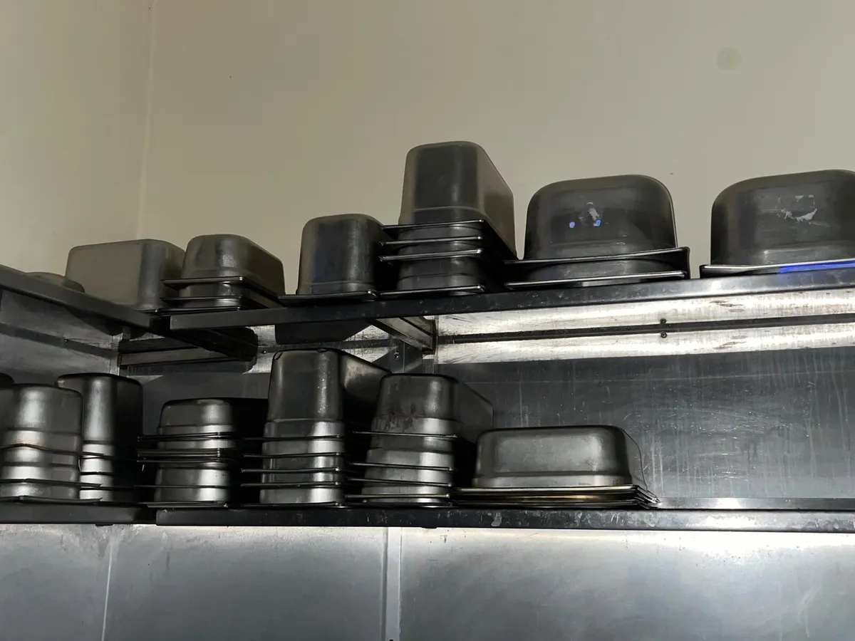 Kitchen equipment - Image 3
