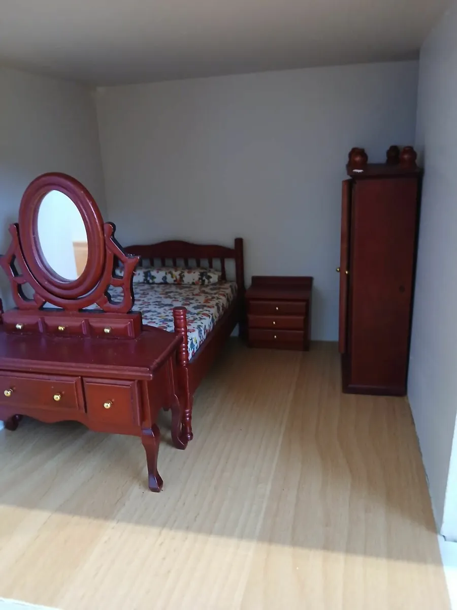 Dollshouse - Image 4