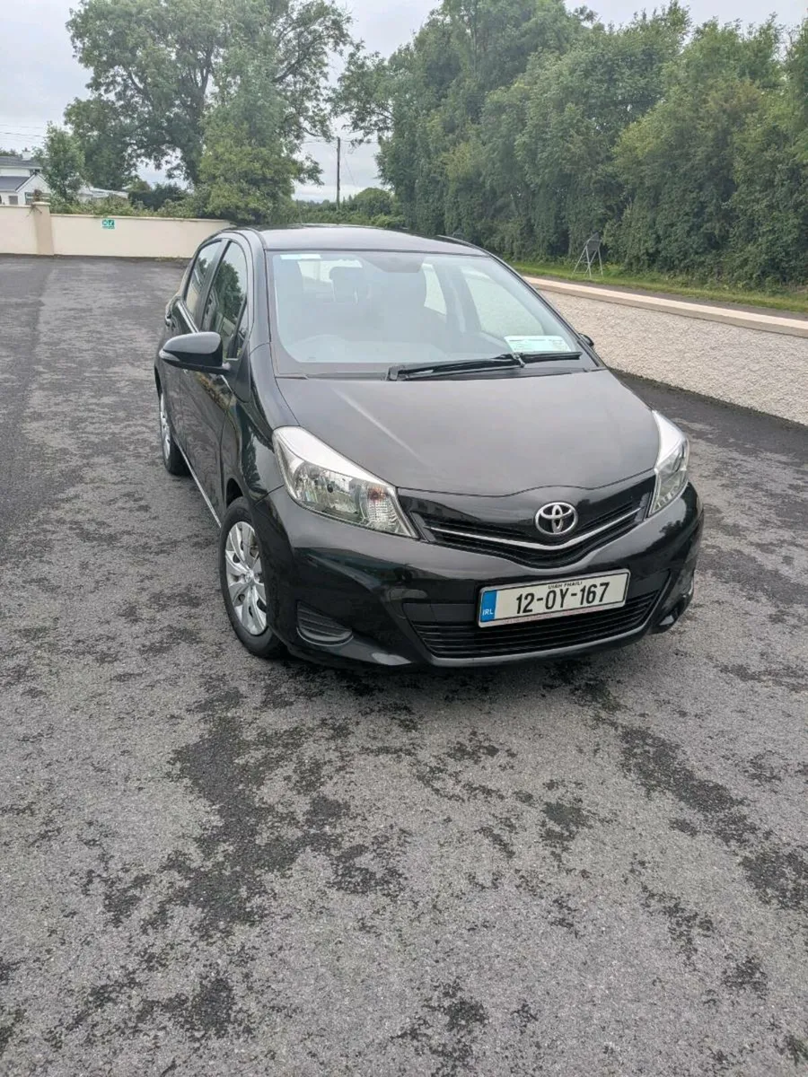 Toyota Yaris 2012 - Image 1
