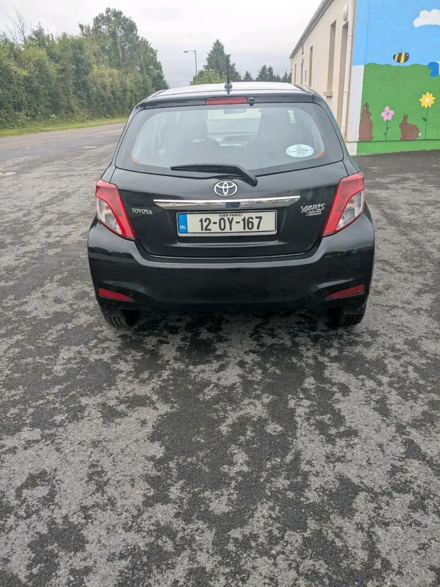 Toyota Yaris 2012 - Image 4