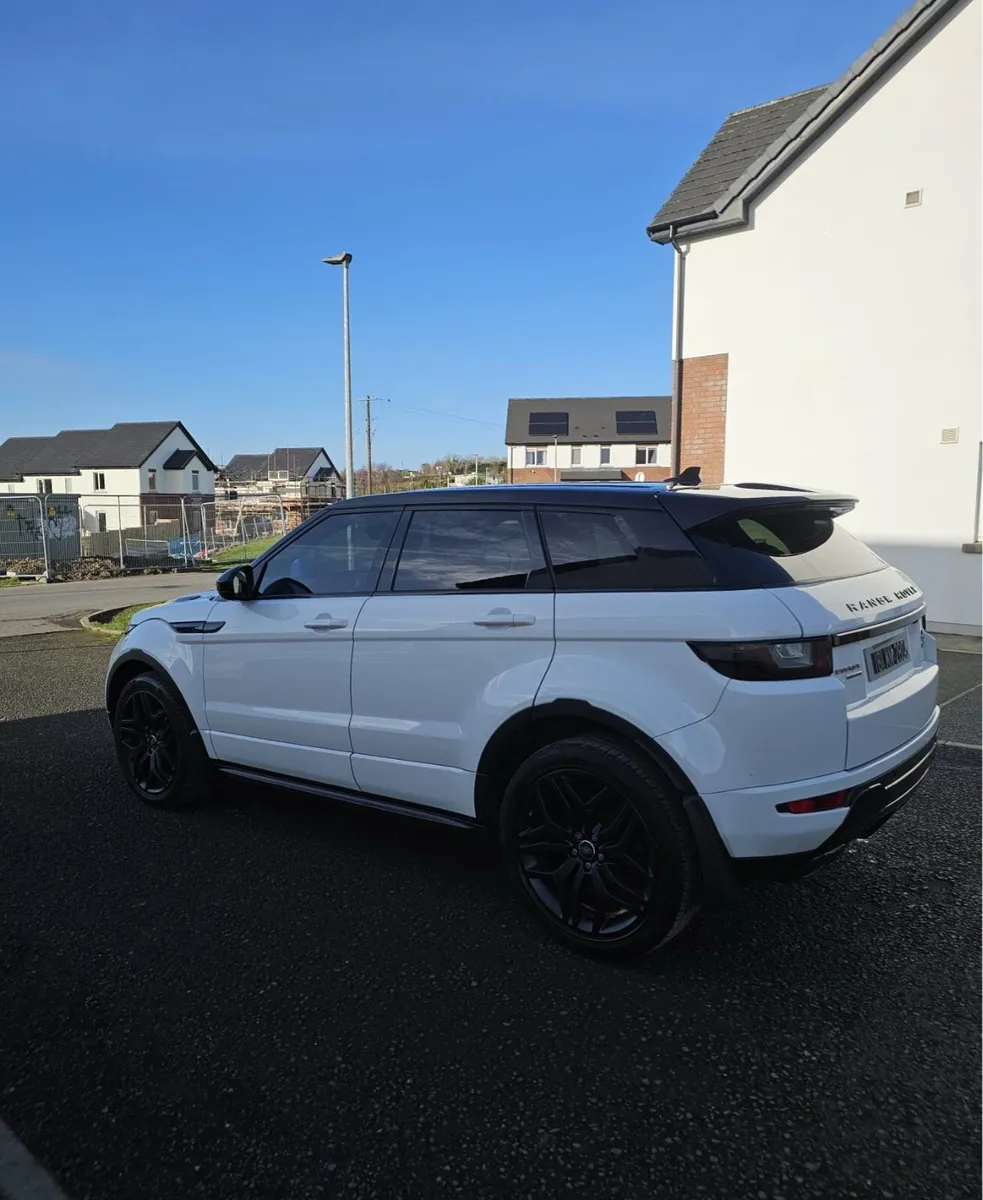 Range Rover Evoque - Image 3