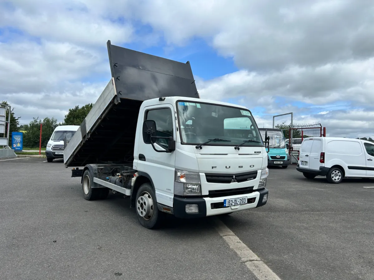 Mitsubishi FUSO Tipper 2015 - Image 2