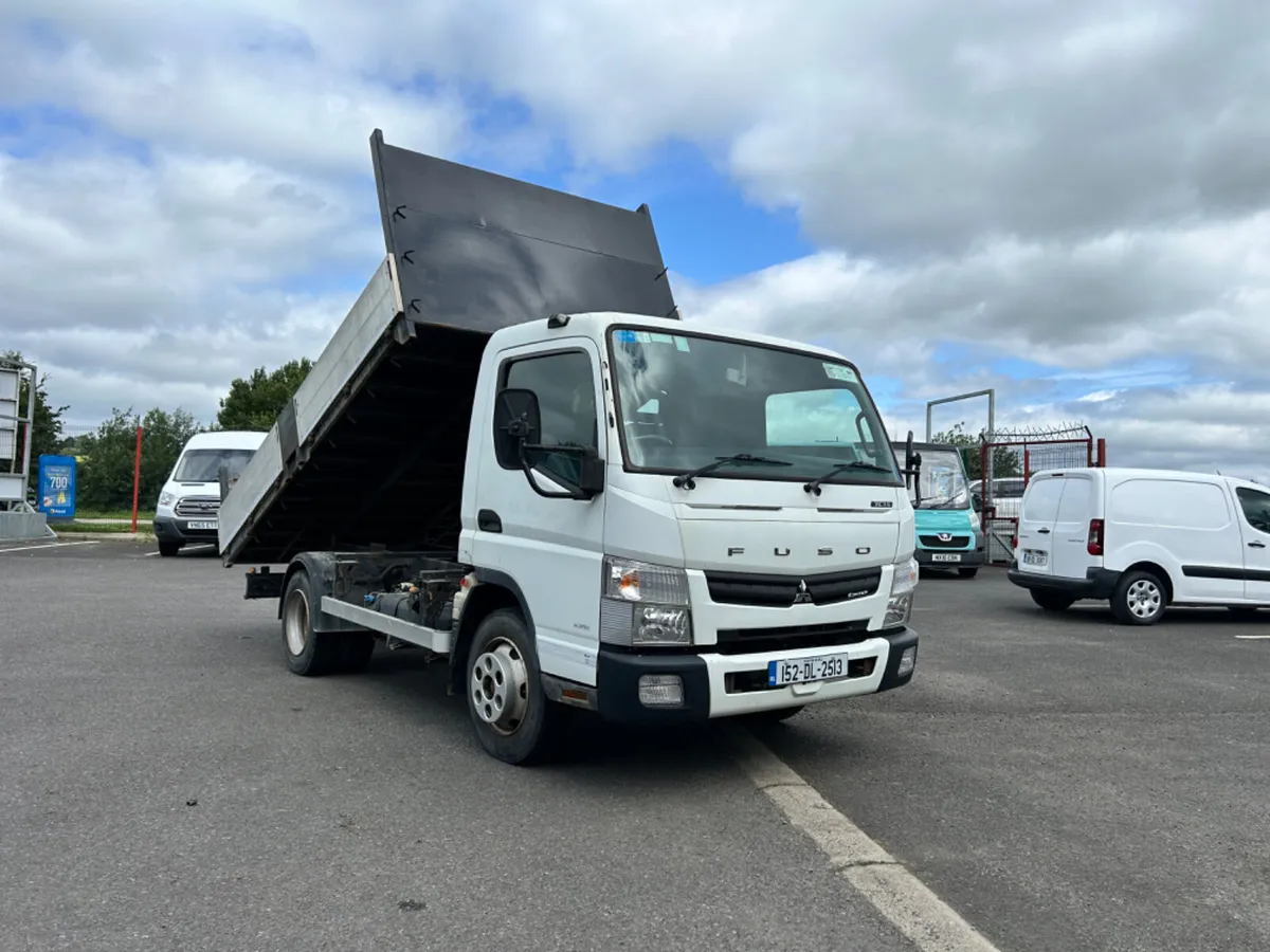 Mitsubishi FUSO Tipper 2015 - Image 3