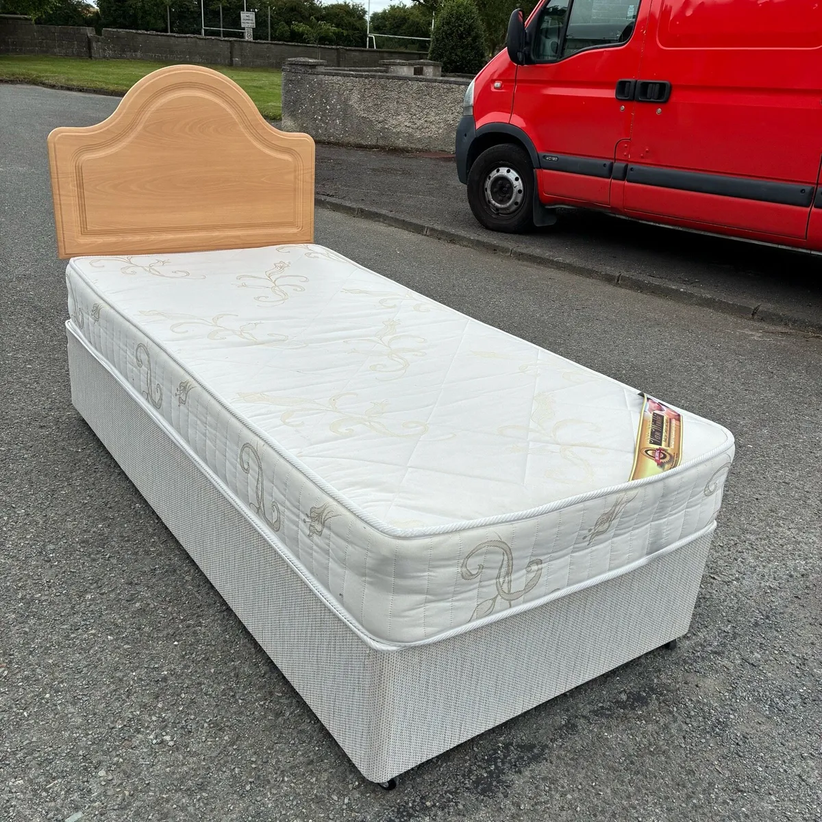Single bed with Mattress & Headboard - Image 2