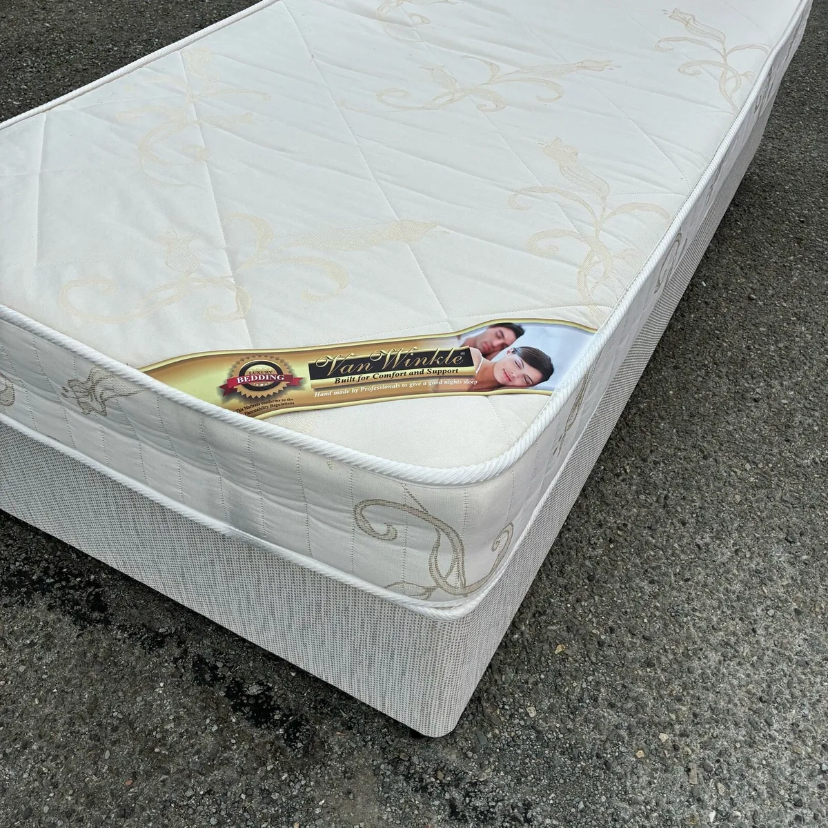 Single bed with Mattress & Headboard - Image 4