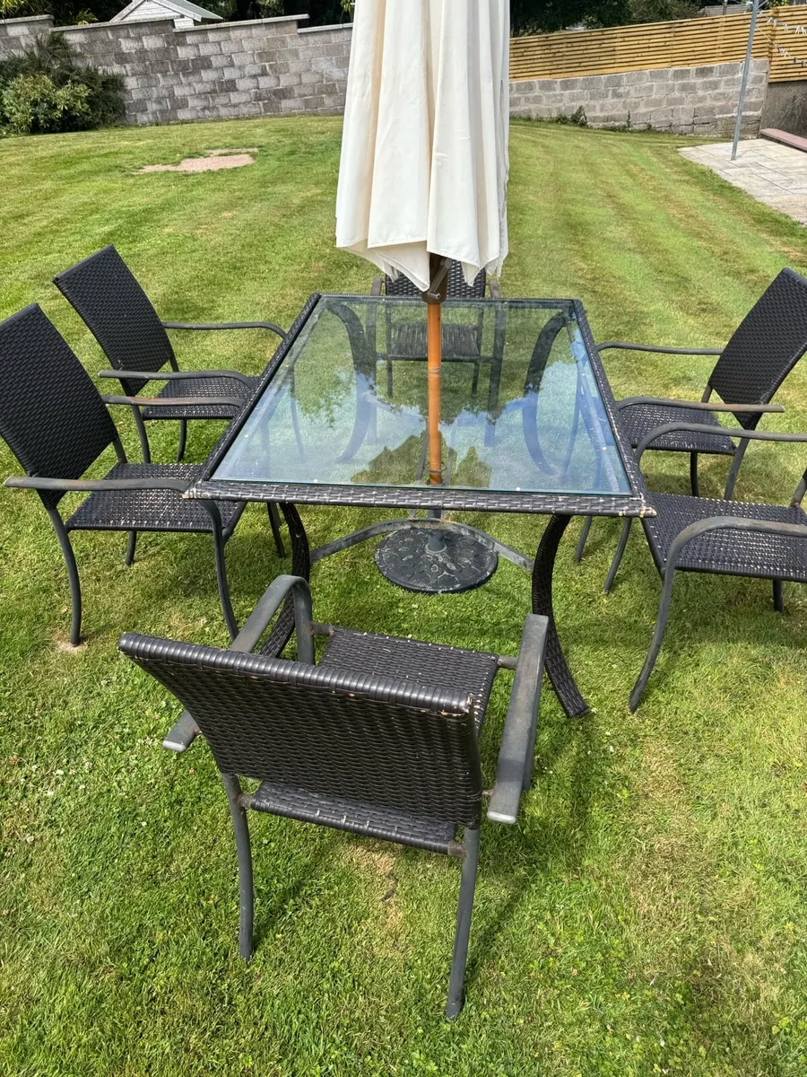 Patio furniture - Image 4