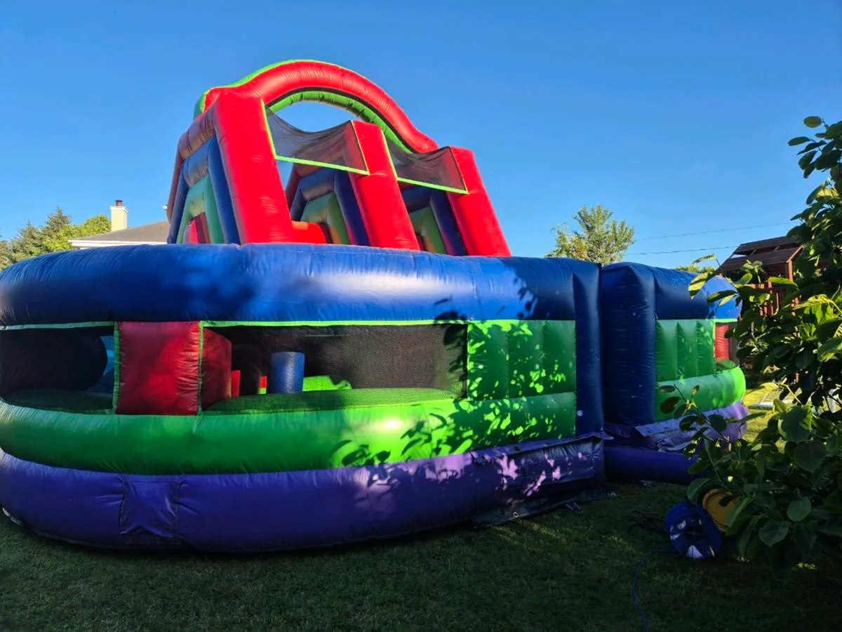 Bouncy Castle Obstacle Course - Image 4