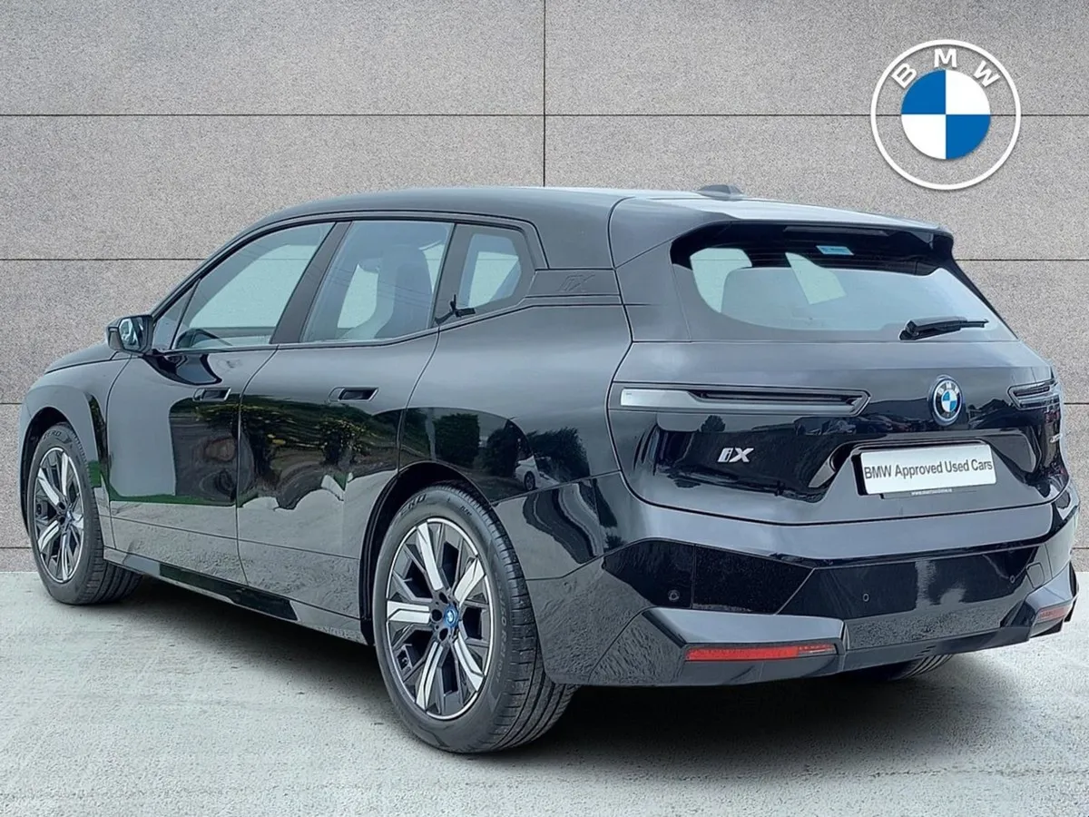 BMW IX Xdrive40 M Sport - Image 3