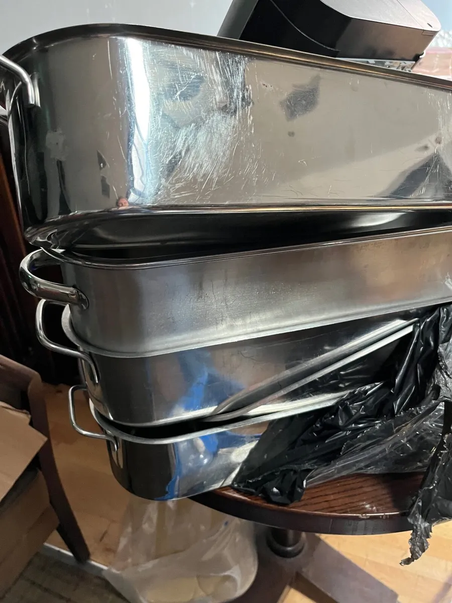 Kitchen equipment - Image 1