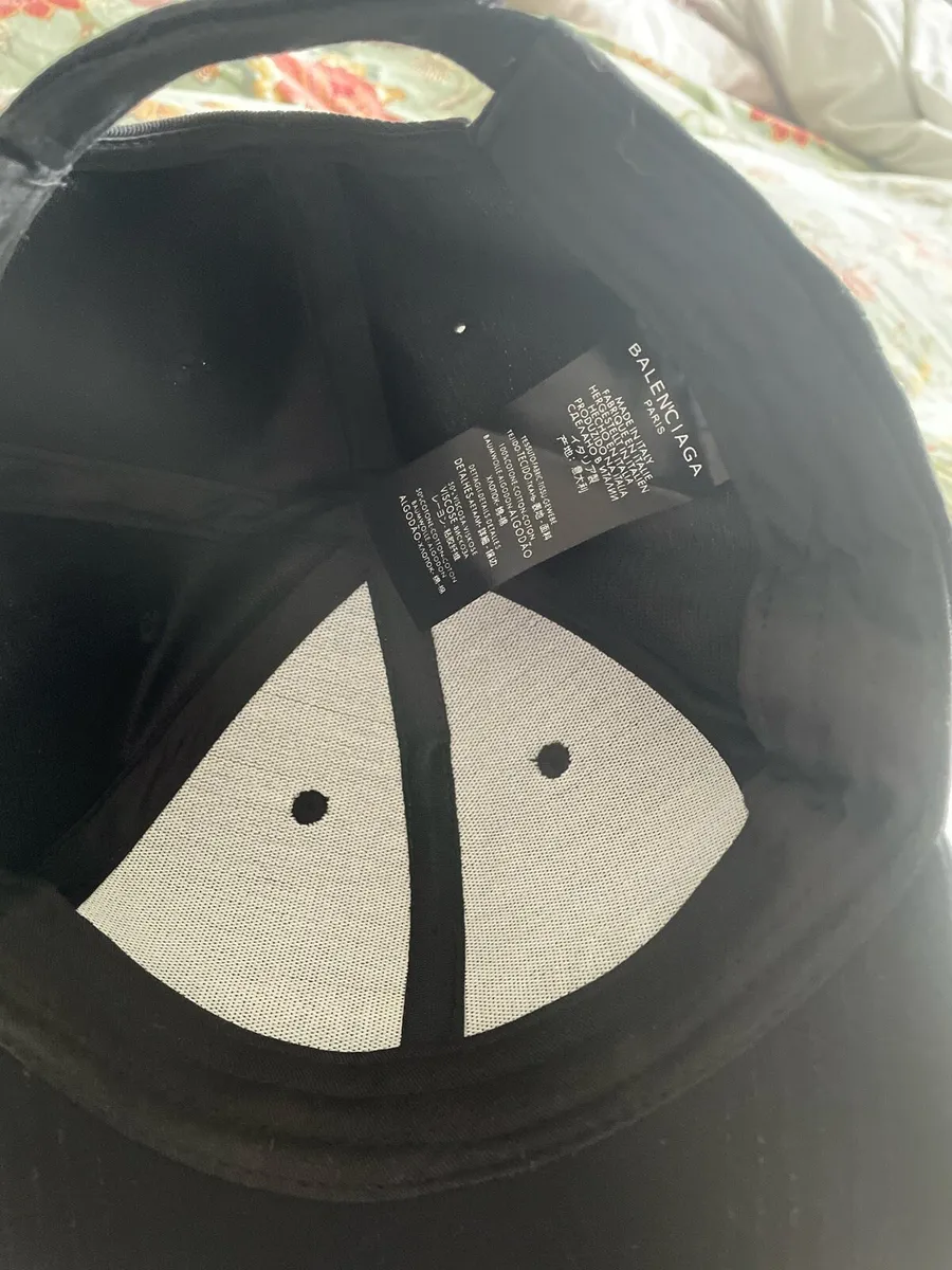 Balenciaga baseball cap - Image 2