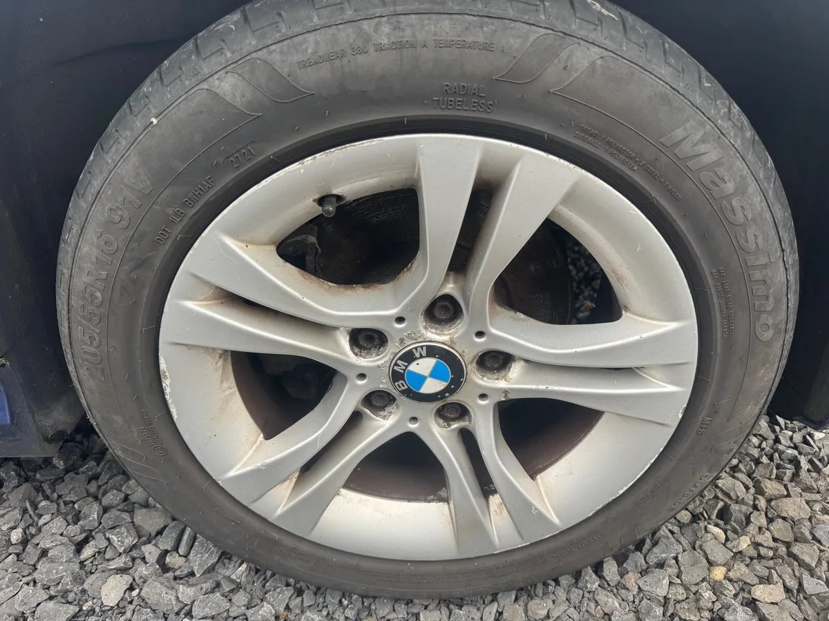 BMW 3 series alloys - Image 1
