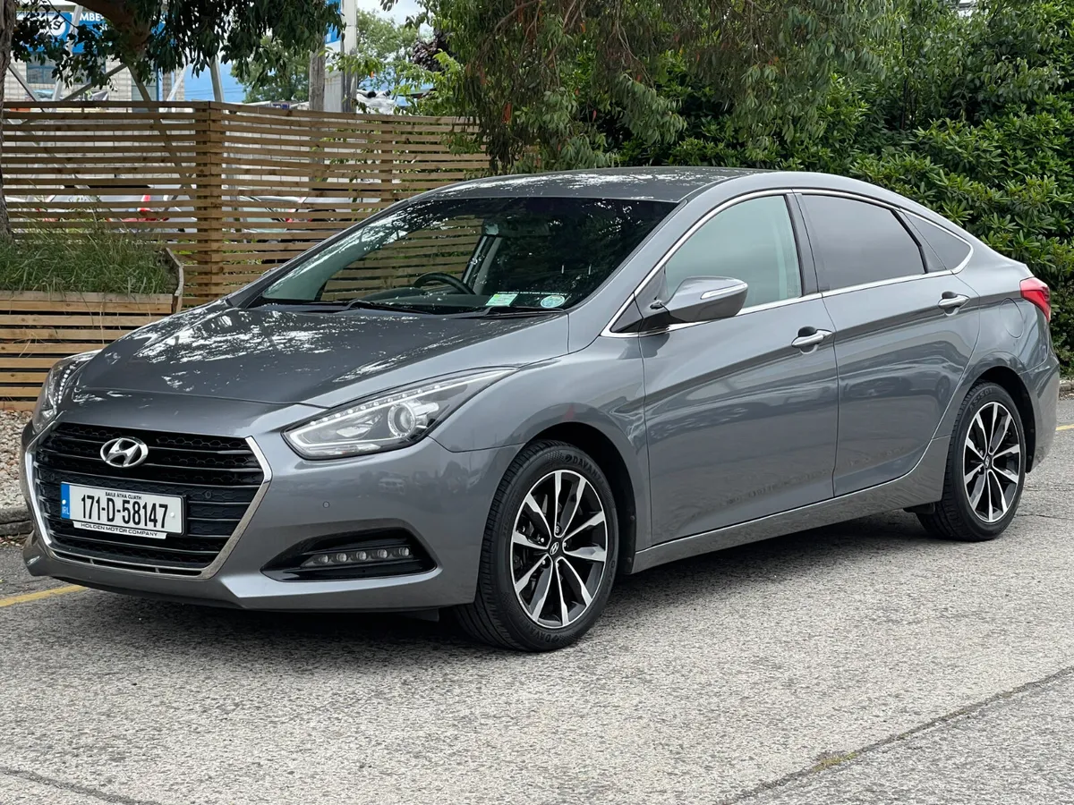 2017 Hyundai i40**HIGH SPEC**LOW MILES** - Image 3