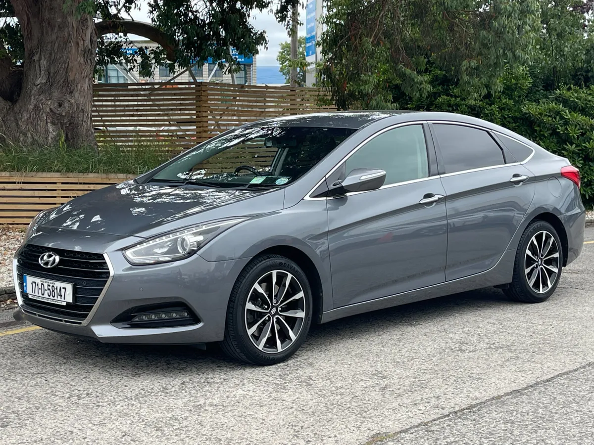2017 Hyundai i40**HIGH SPEC**LOW MILES** - Image 4