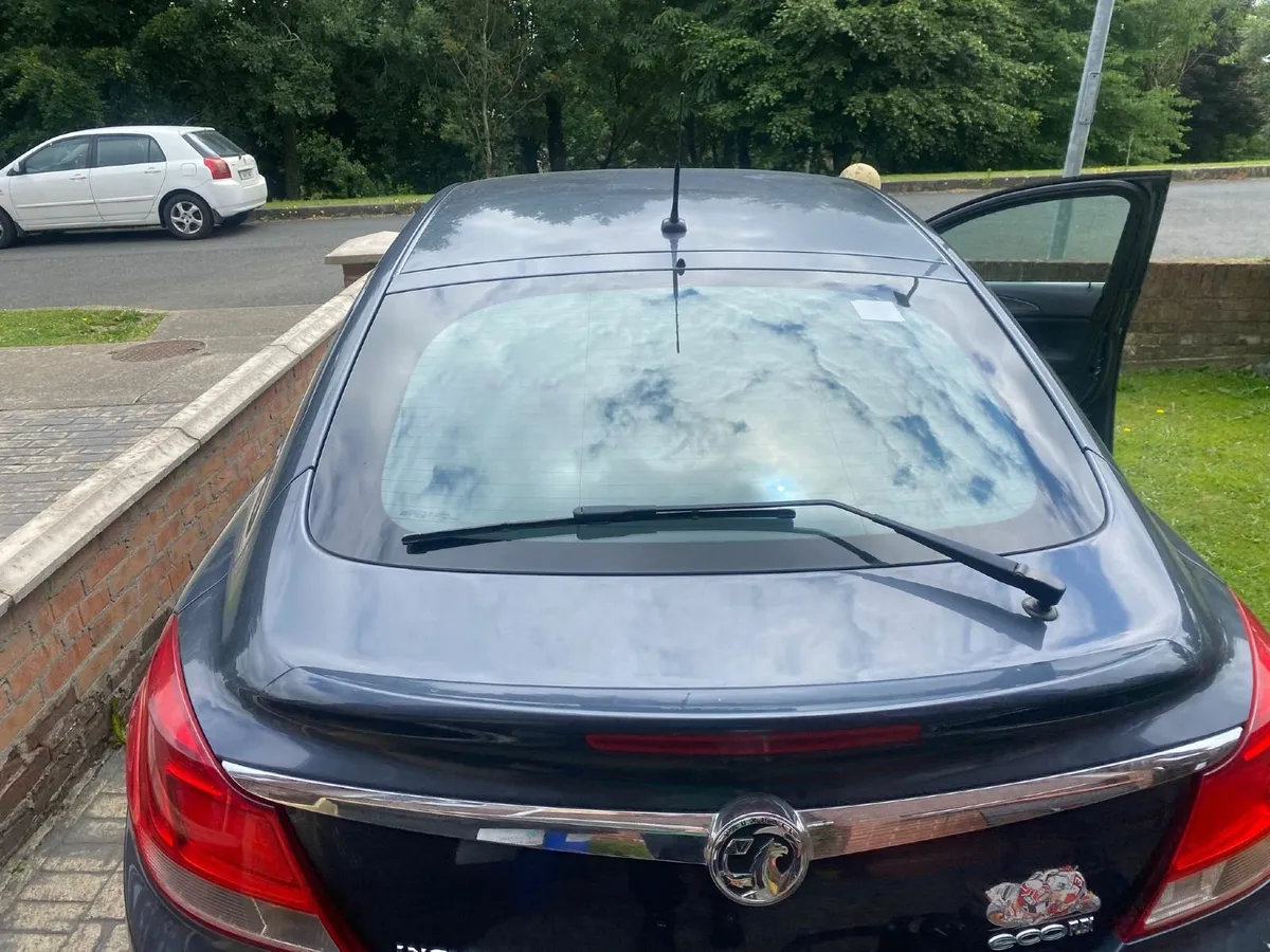 Car - Image 1