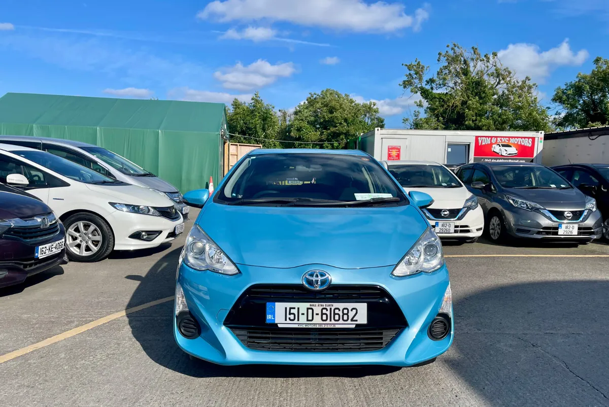 Toyota Aqua 2015 - Image 2