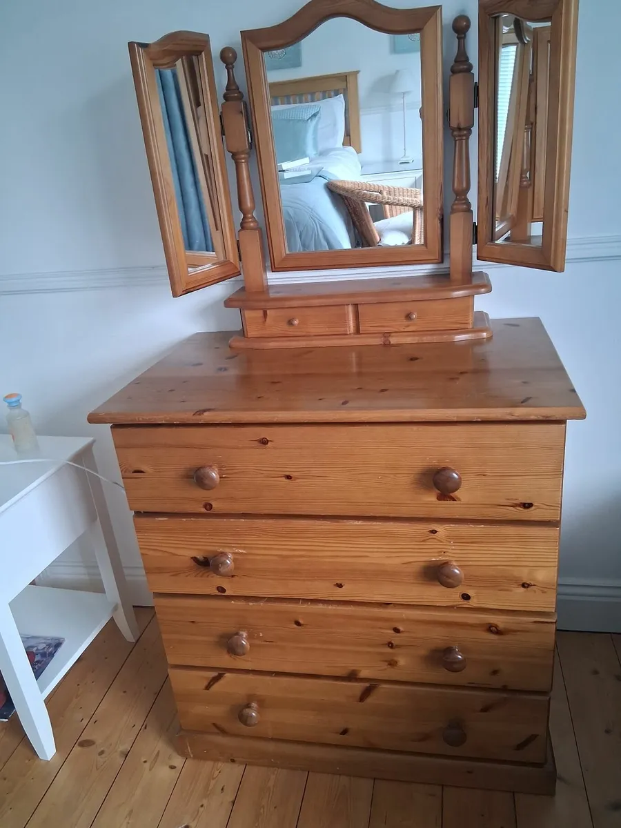 Chest of drawers and mirror - Image 2