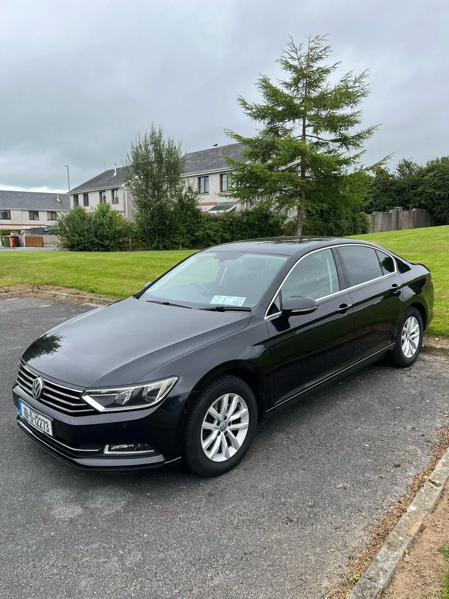 Volkswagen Passat 2016 1.6l - Image 1