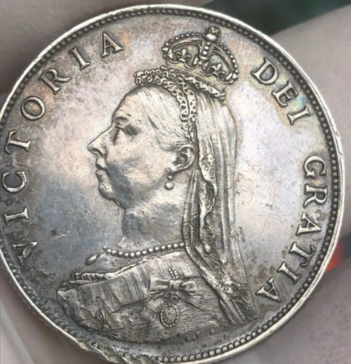 1887 Victoria Jubilee head florin - Image 1