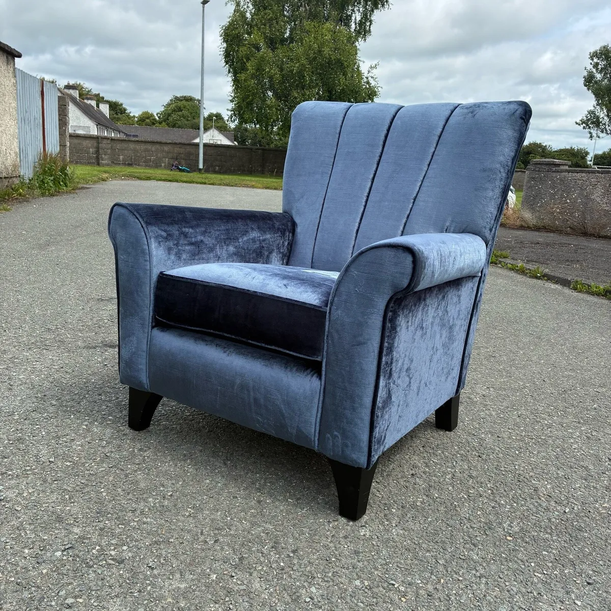 New Fabulous Armchair Ex Display €1180 New €450Now - Image 2