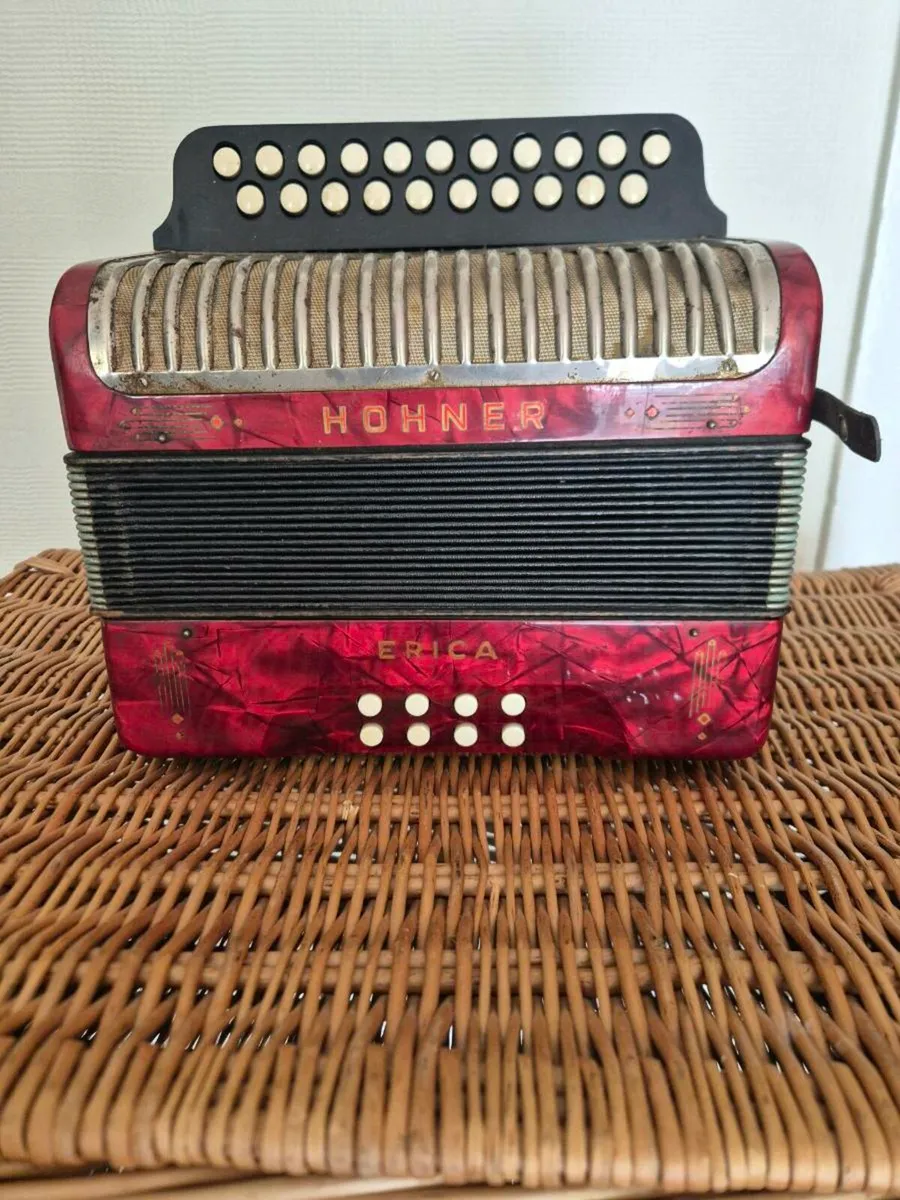 Hohner Erica Accordian