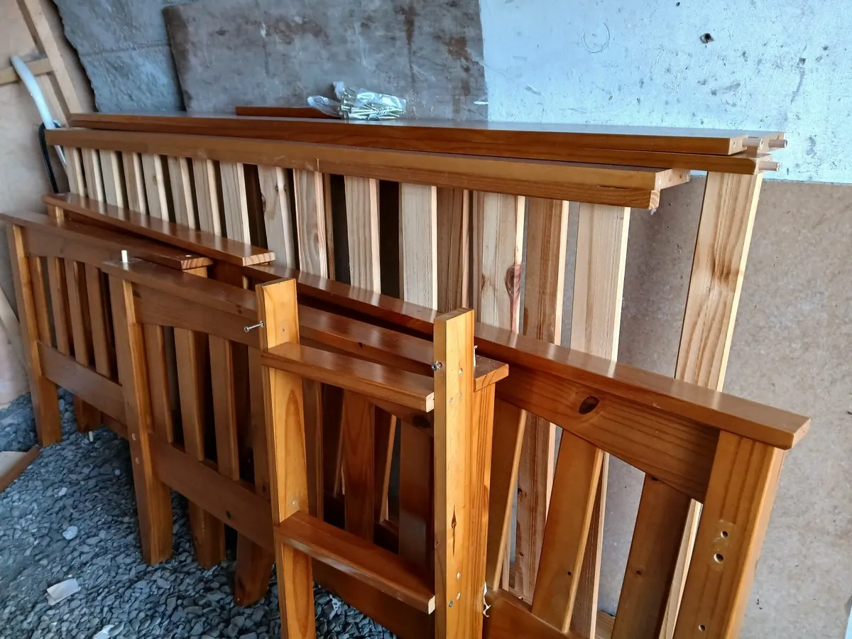 Bunk beds - Image 1