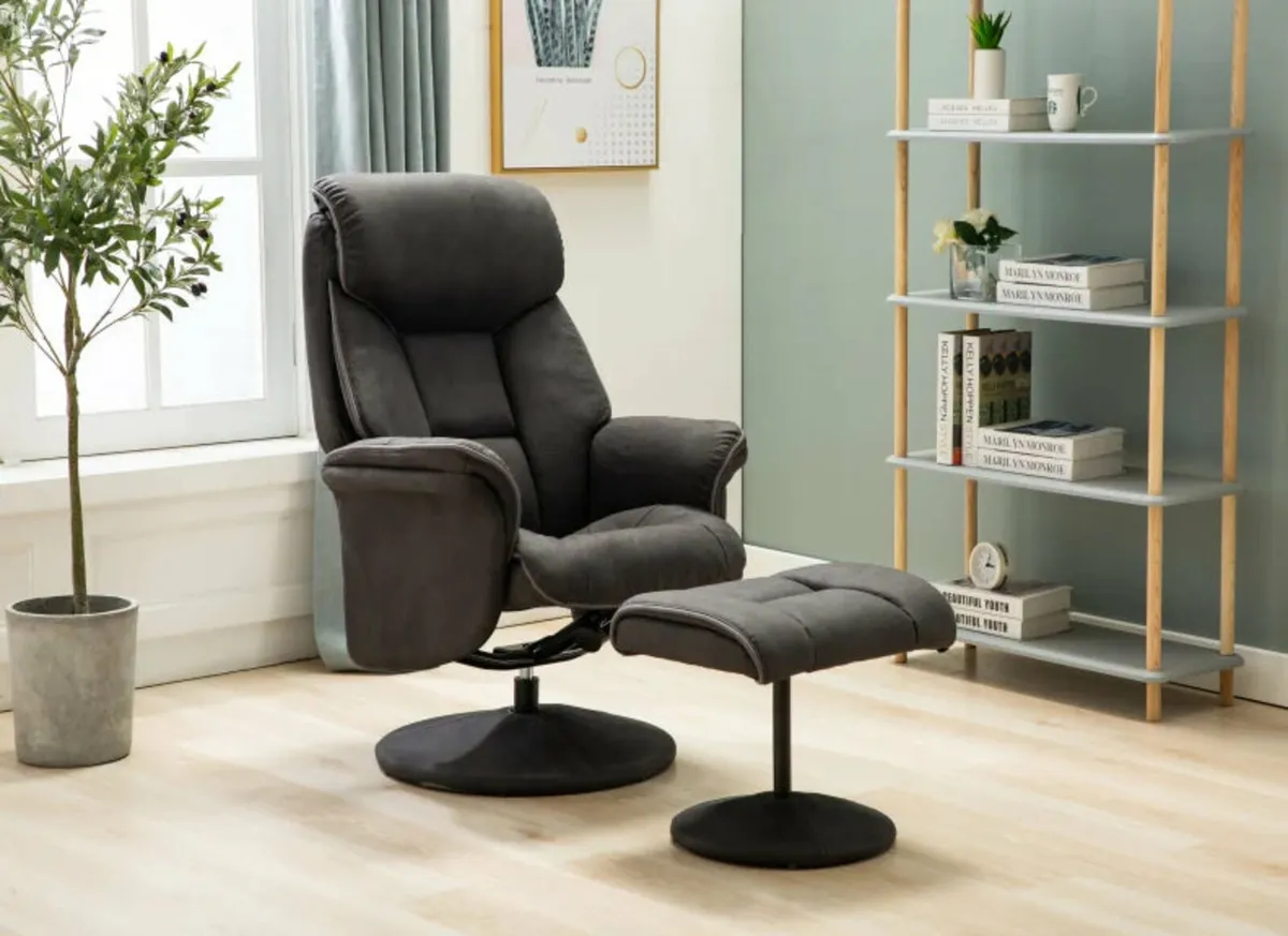 Brand new kinmare chair and foot stool