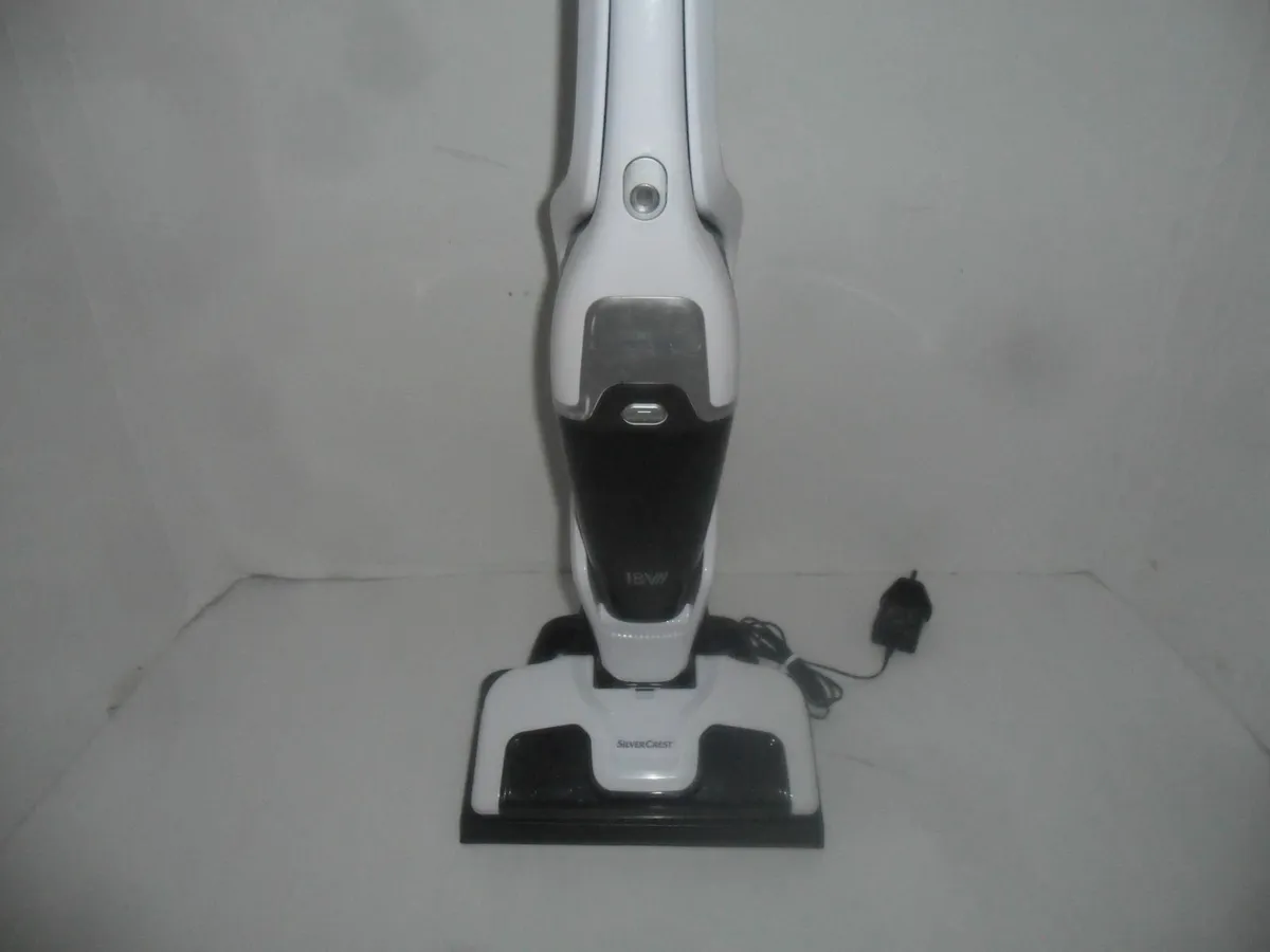 SilverCrest vacuum cleaner - Image 1