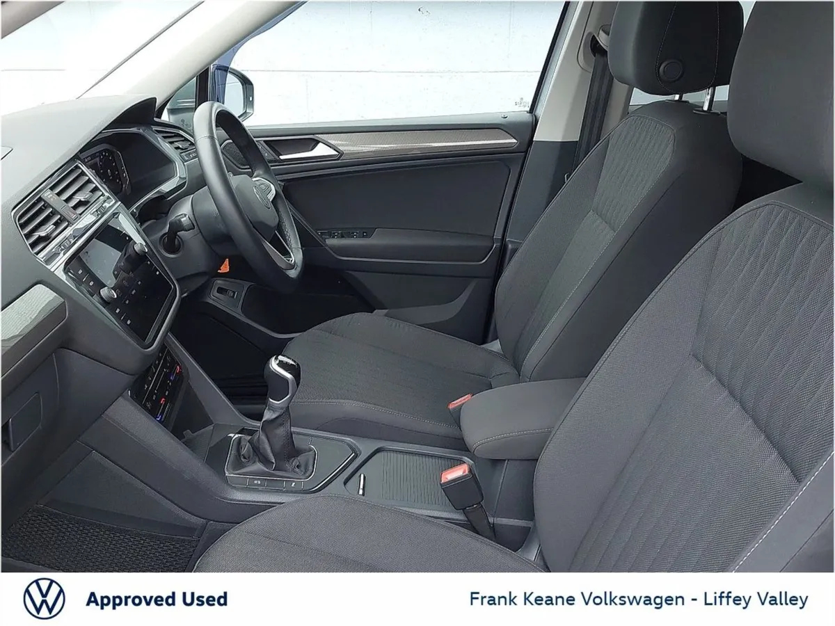 Volkswagen Tiguan Allspace Life 2.0tdi 122BHP  7- - Image 4
