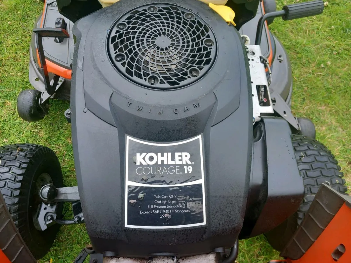 Husqvarna ride on 19hp - Image 1