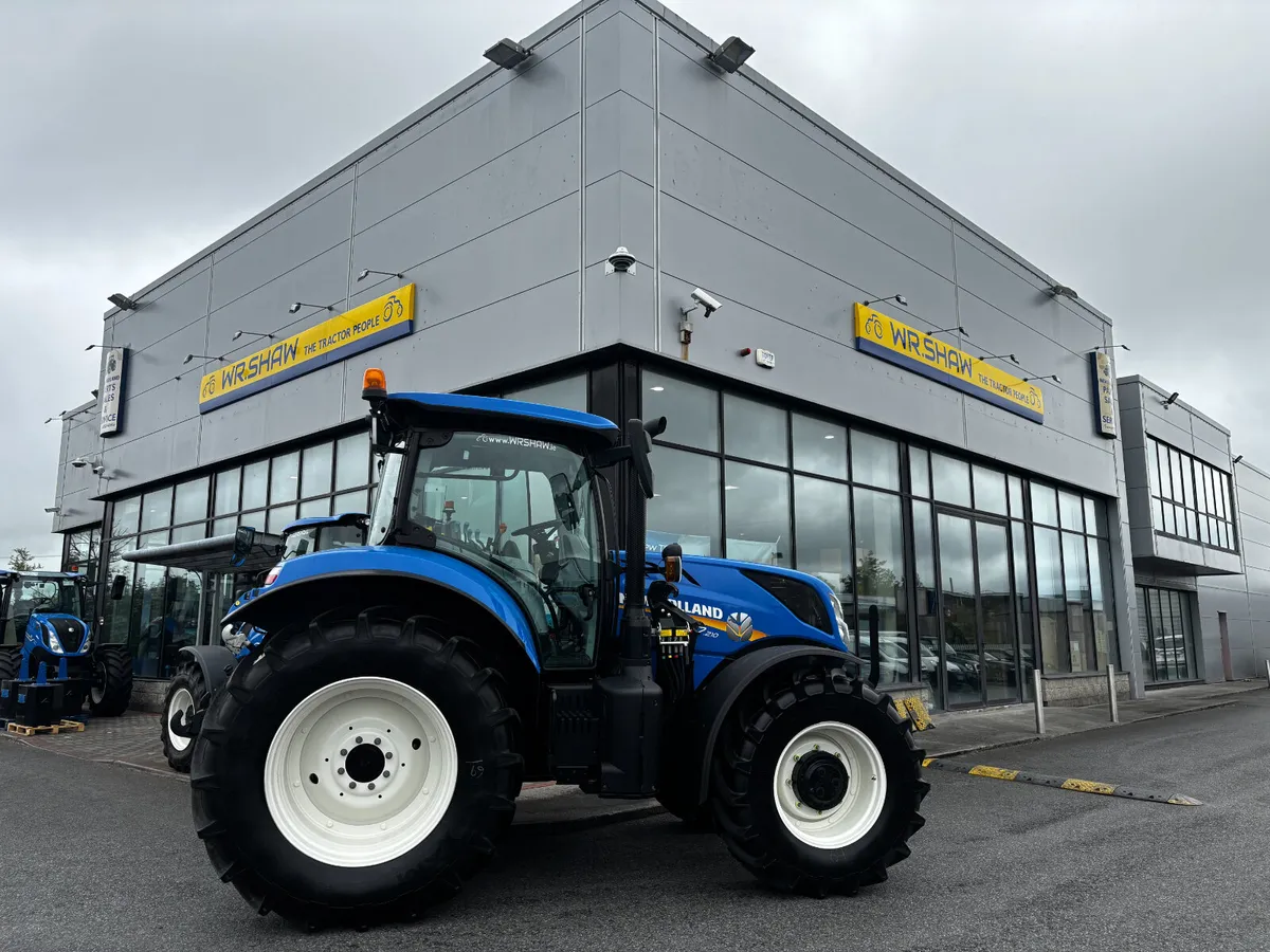 New Holland T7.210 Range Command-1512hrs - Image 3
