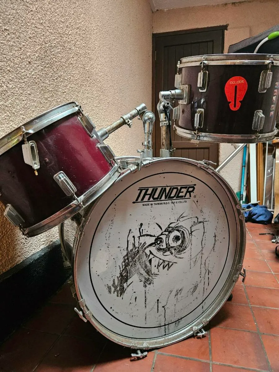 Drum Kit - Image 1