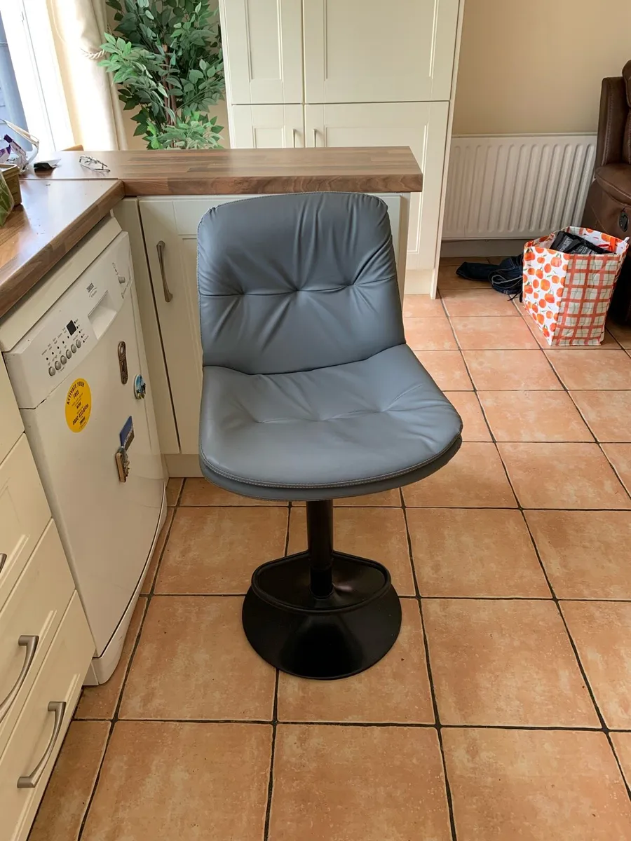 High chair - Image 2