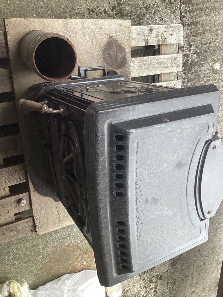 Stove - Image 1