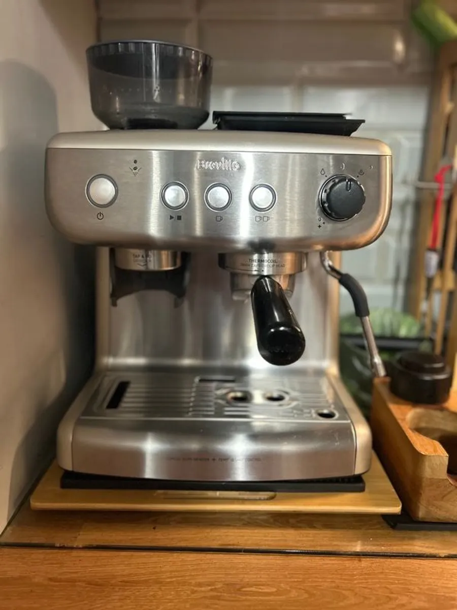 Breville barista max coffee machine - Image 1